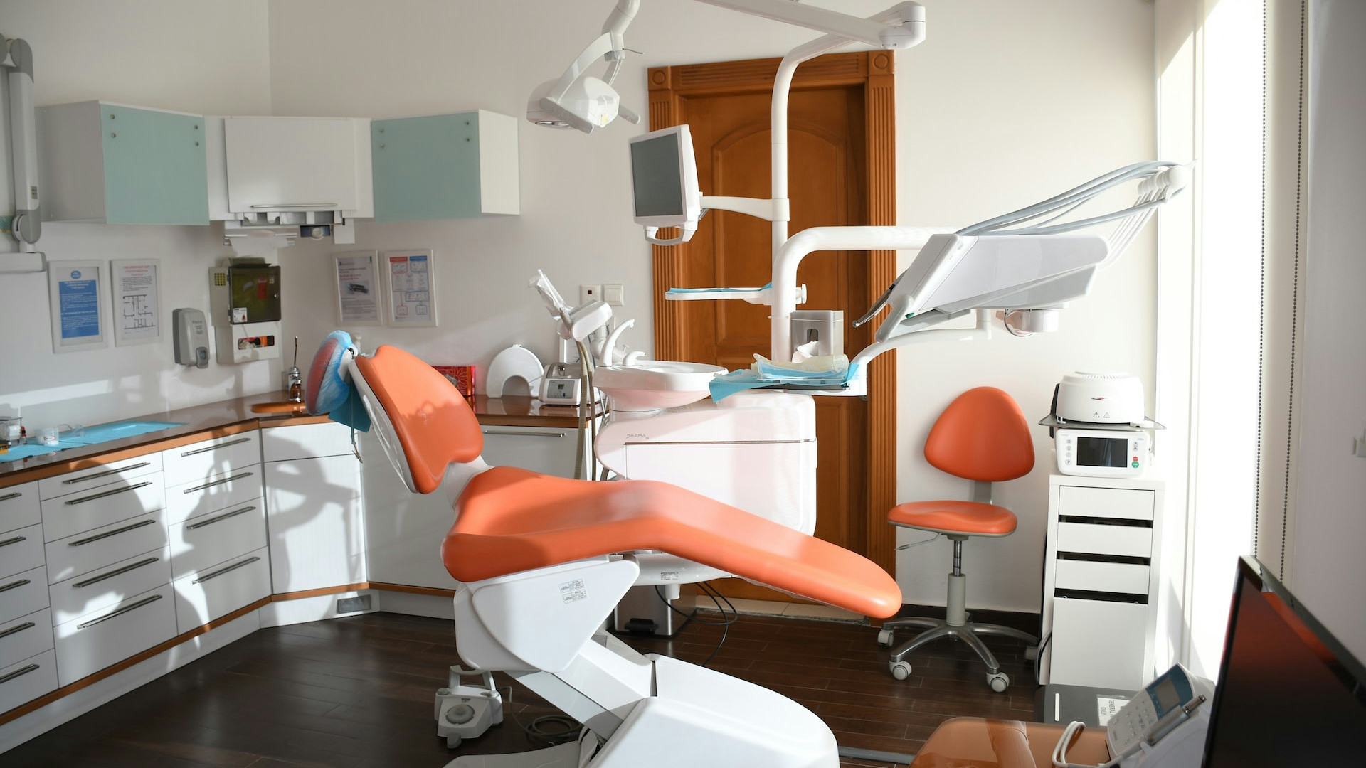 Picture of a dentist at work